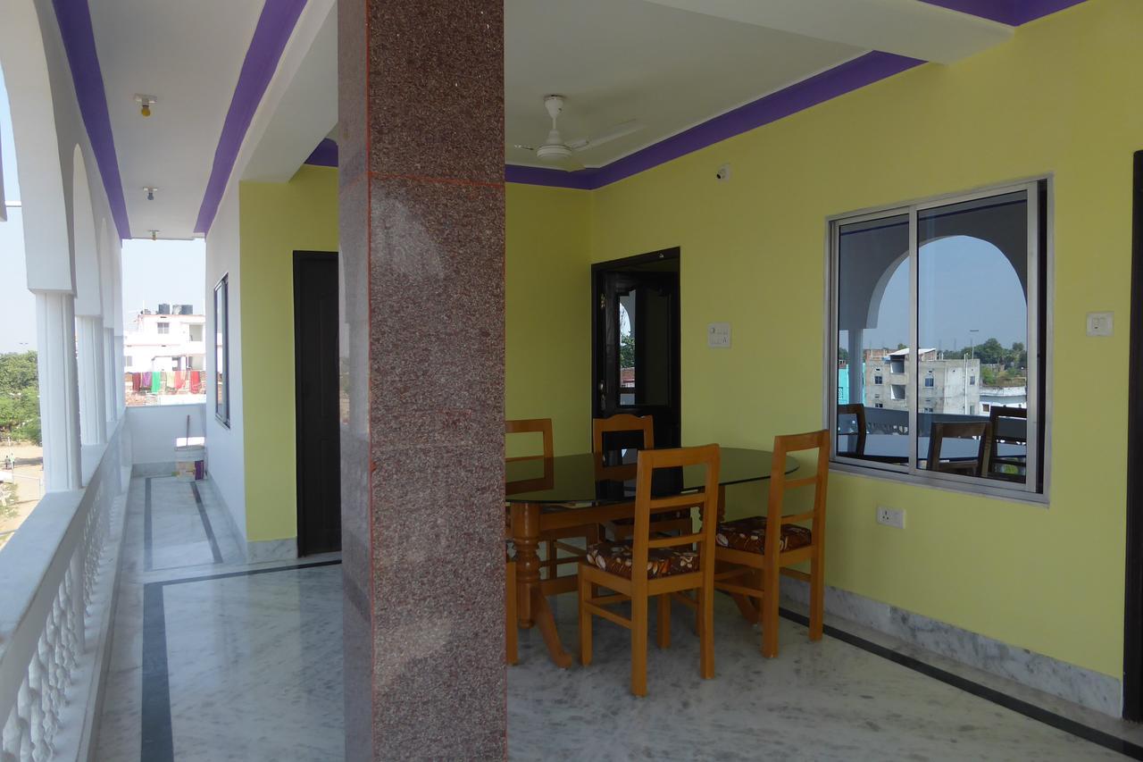 Rahul Guest House Bodhgaya Bagian luar foto