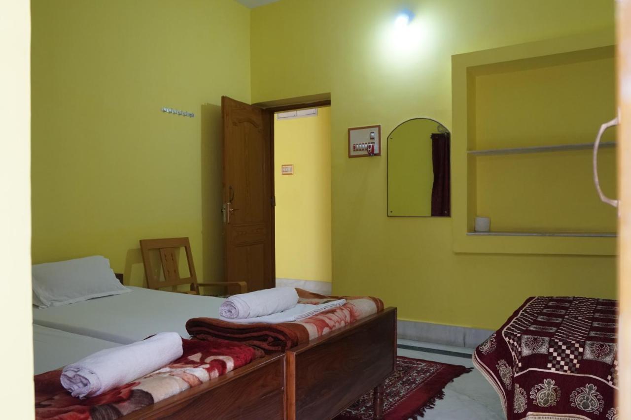 Rahul Guest House Bodhgaya Bagian luar foto